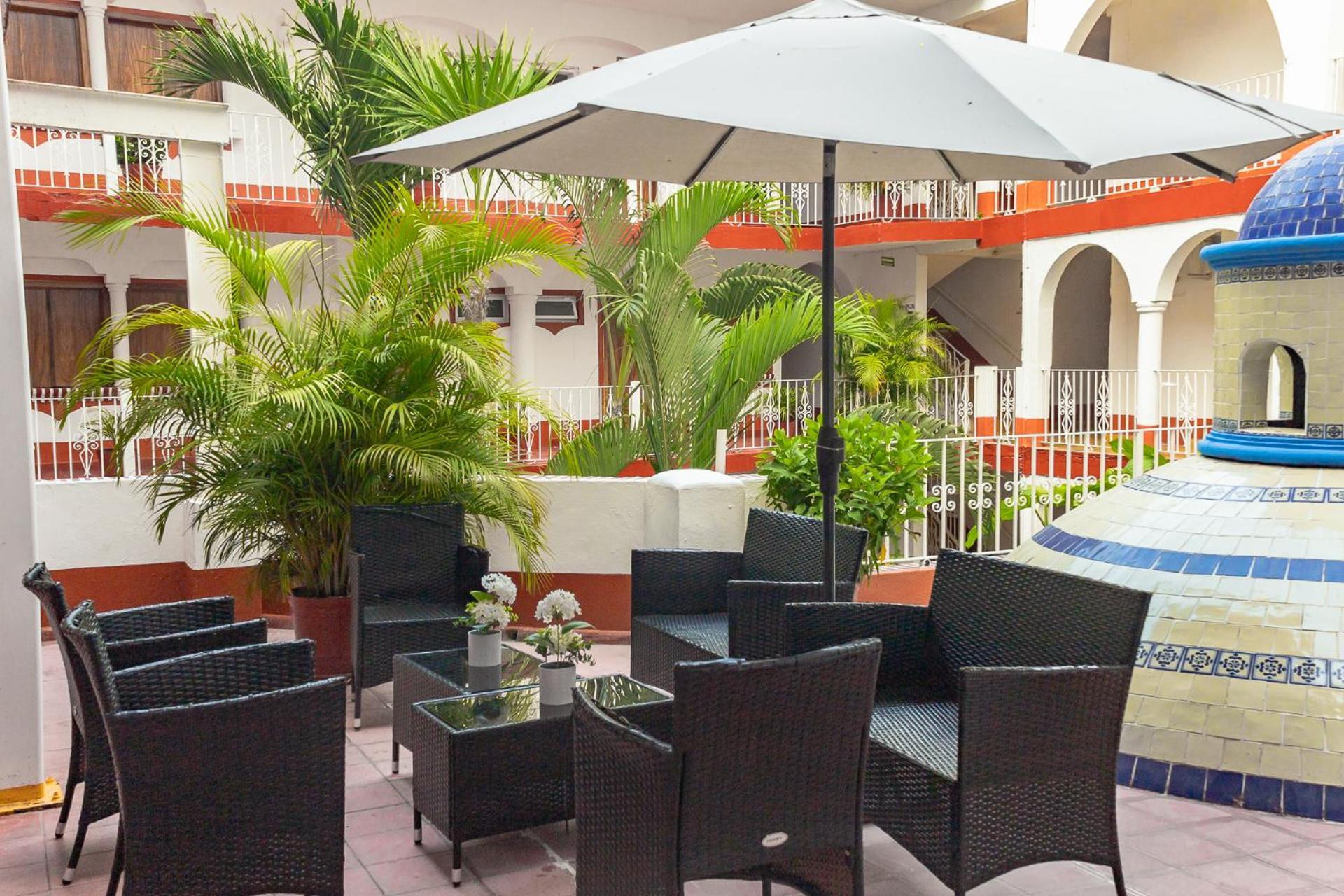 Hotel Encino Malecon Centro Puerto Vallarta Exterior photo