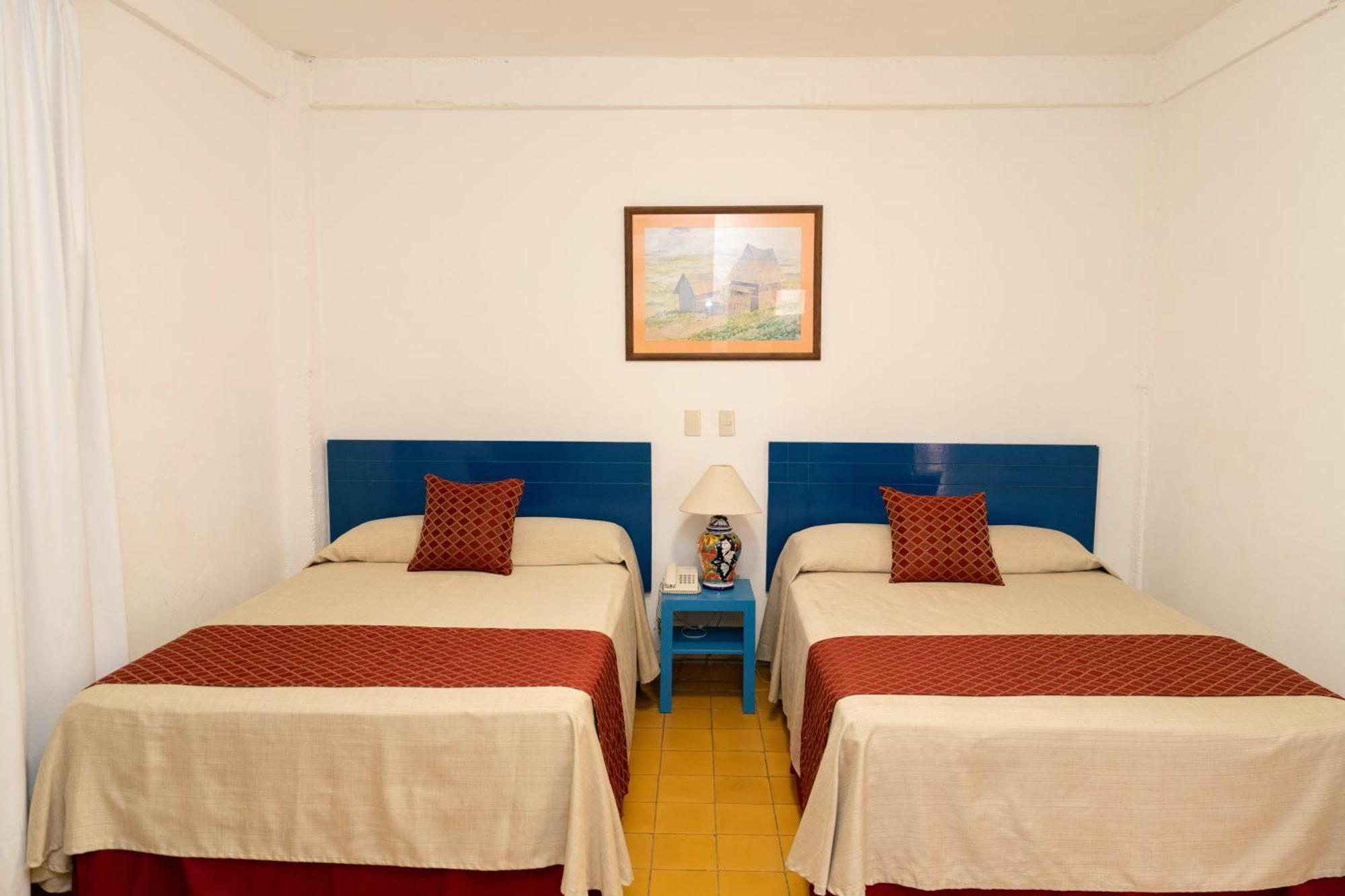 Hotel Encino Malecon Centro Puerto Vallarta Room photo