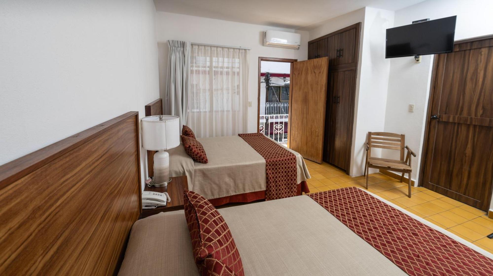 Hotel Encino Malecon Centro Puerto Vallarta Room photo