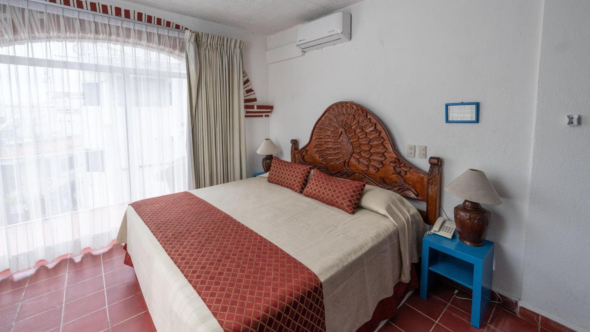 Hotel Encino Malecon Centro Puerto Vallarta Room photo