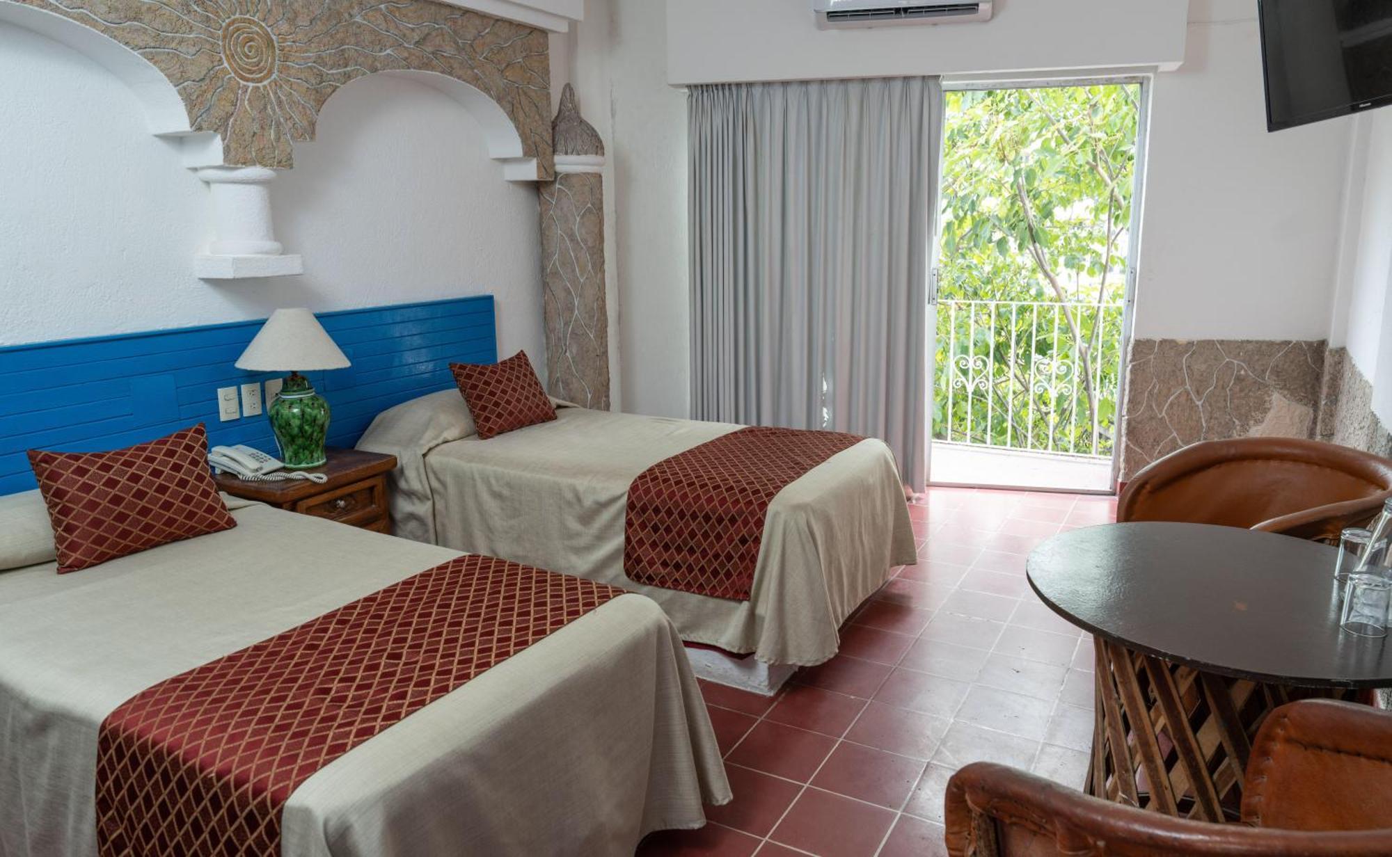 Hotel Encino Malecon Centro Puerto Vallarta Room photo